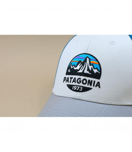 trucker Patagonia blanco